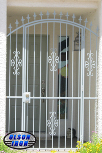 Iron gates, Iron gates Las Vegas, Security gates, Security screens, Security doors, Courtyard gates, Iron fence, Metal gates, Side yard gates, Rv gates, Double gates, Single gates, Driveway gates, Electric gates, Wrought iron gates, Iron works, Stair railing, Iron railings
