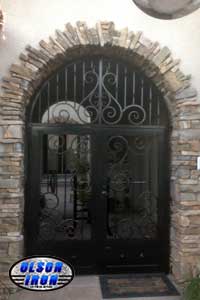 Iron gates, Iron gates Las Vegas, Security gates, Security screens, Security doors, Courtyard gates, Iron fence, Metal gates, Side yard gates, Rv gates, Double gates, Single gates, Driveway gates, Electric gates, Wrought iron gates, Iron works, Stair railing, Iron railings