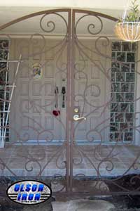 Iron gates, Iron gates Las Vegas, Security gates, Security screens, Security doors, Courtyard gates, Iron fence, Metal gates, Side yard gates, Rv gates, Double gates, Single gates, Driveway gates, Electric gates, Wrought iron gates, Iron works, Stair railing, Iron railings