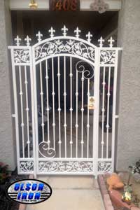 Iron gates, Iron gates Las Vegas, Security gates, Security screens, Security doors, Courtyard gates, Iron fence, Metal gates, Side yard gates, Rv gates, Double gates, Single gates, Driveway gates, Electric gates, Wrought iron gates, Iron works, Stair railing, Iron railings