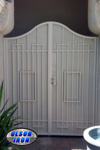 Iron gates, Iron gates Las Vegas, Security gates, Security screens, Security doors, Courtyard gates, Iron fence, Metal gates, Side yard gates, Rv gates, Double gates, Single gates, Driveway gates, Electric gates, Wrought iron gates, Iron works, Stair railing, Iron railings