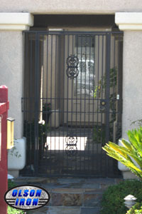 Iron gates, Iron gates Las Vegas, Security gates, Security screens, Security doors, Courtyard gates, Iron fence, Metal gates, Side yard gates, Rv gates, Double gates, Single gates, Driveway gates, Electric gates, Wrought iron gates, Iron works, Stair railing, Iron railings