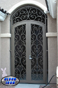 Iron gates, Iron gates Las Vegas, Security gates, Security screens, Security doors, Courtyard gates, Iron fence, Metal gates, Side yard gates, Rv gates, Double gates, Single gates, Driveway gates, Electric gates, Wrought iron gates, Iron works, Stair railing, Iron railings