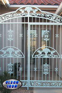 Iron gates, Iron gates Las Vegas, Security gates, Security screens, Security doors, Courtyard gates, Iron fence, Metal gates, Side yard gates, Rv gates, Double gates, Single gates, Driveway gates, Electric gates, Wrought iron gates, Iron works, Stair railing, Iron railings
