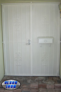 Iron gates, Iron gates Las Vegas, Security gates, Security screens, Security doors, Courtyard gates, Iron fence, Metal gates, Side yard gates, Rv gates, Double gates, Single gates, Driveway gates, Electric gates, Wrought iron gates, Iron works, Stair railing, Iron railings