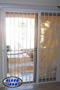 Iron gates, Iron gates Las Vegas, Security gates, Security screens, Security doors, Courtyard gates, Iron fence, Metal gates, Side yard gates, Rv gates, Double gates, Single gates, Driveway gates, Electric gates, Wrought iron gates, Iron works, Stair railing, Iron railings
