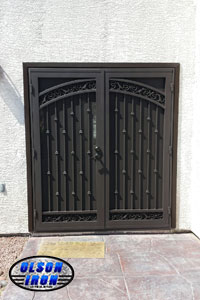Iron gates, Iron gates Las Vegas, Security gates, Security screens, Security doors, Courtyard gates, Iron fence, Metal gates, Side yard gates, Rv gates, Double gates, Single gates, Driveway gates, Electric gates, Wrought iron gates, Iron works, Stair railing, Iron railings