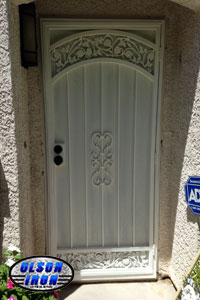 Iron gates, Iron gates Las Vegas, Security gates, Security screens, Security doors, Courtyard gates, Iron fence, Metal gates, Side yard gates, Rv gates, Double gates, Single gates, Driveway gates, Electric gates, Wrought iron gates, Iron works, Stair railing, Iron railings